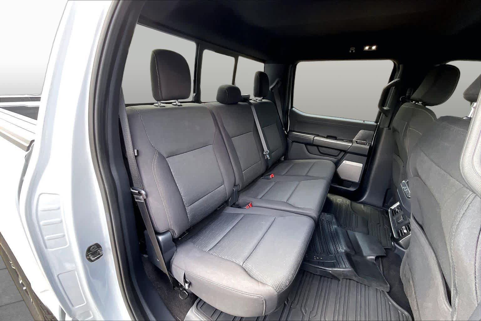 Used 2022 Ford F150 XLT w/ Equipment Group 302A High AWD/4WD image 26