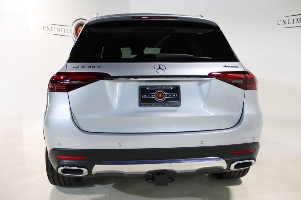 Used 2025 Mercedes-Benz GLE 350 4MATIC w/ Winter Package image 33
