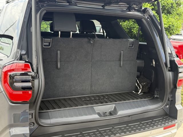 Used 2025 Toyota 4Runner Limited image 25