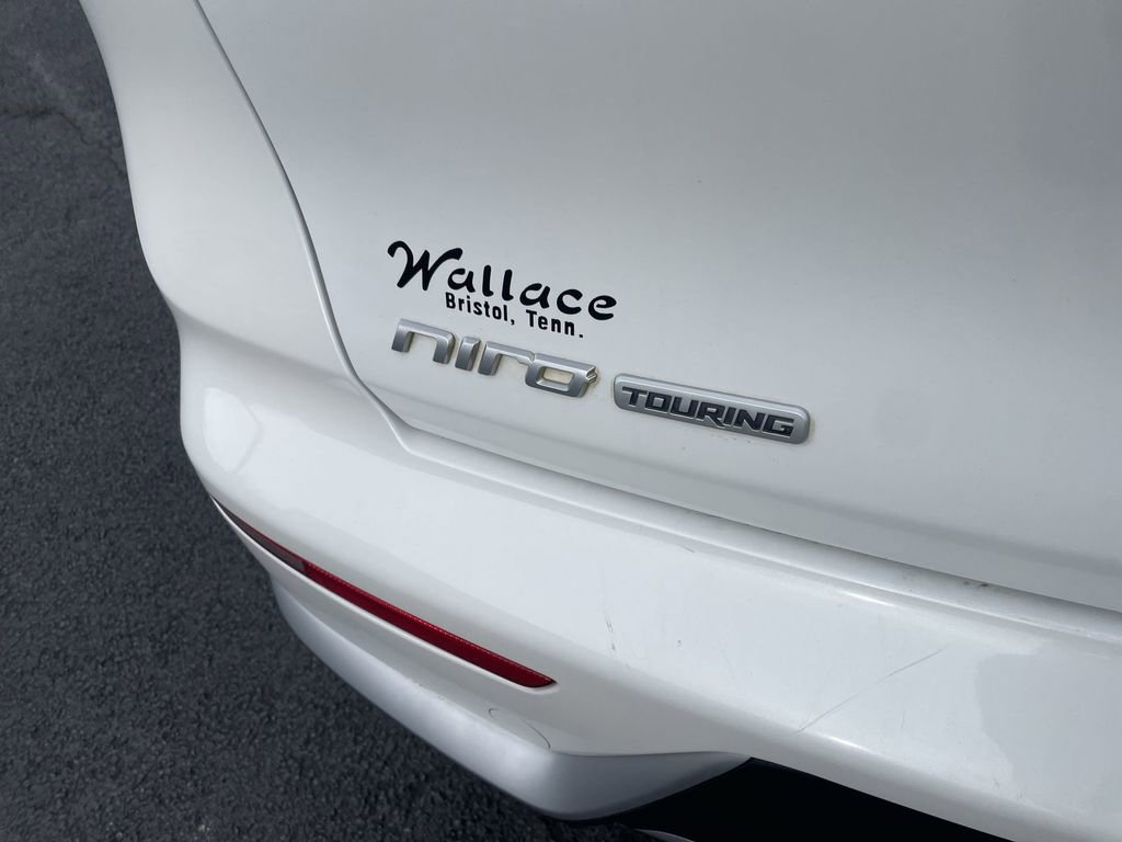 Used 2017 Kia Niro EX image 7