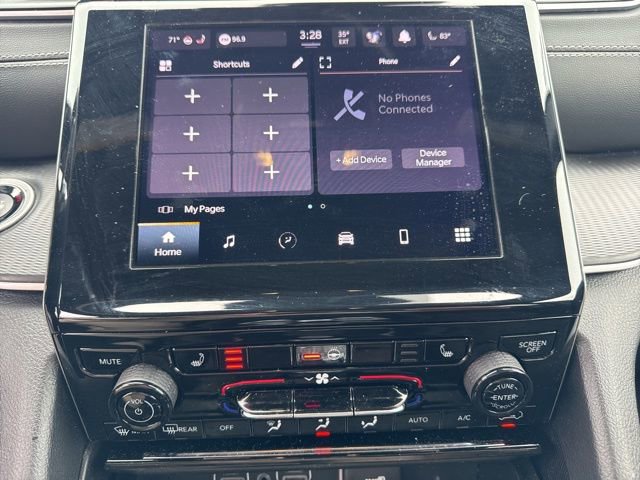 Used 2023 Jeep Grand Cherokee L Laredo image 24