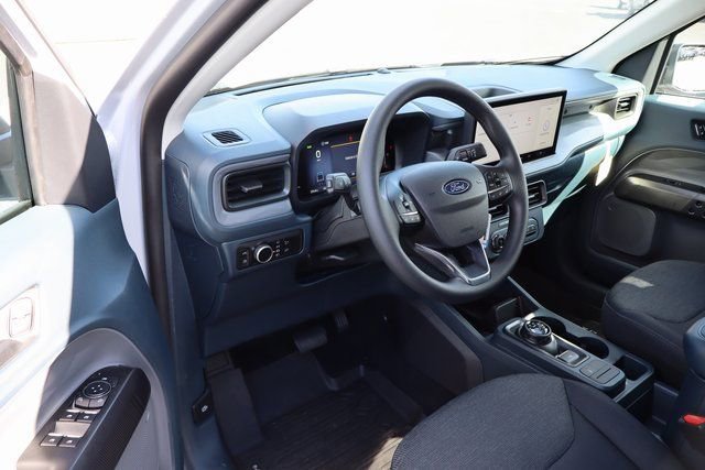 New 2025 Ford Maverick XL image 4