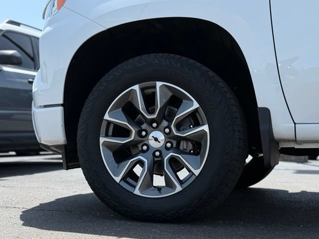 Used 2022 Chevrolet Silverado 1500 RST AWD/4WD image 42