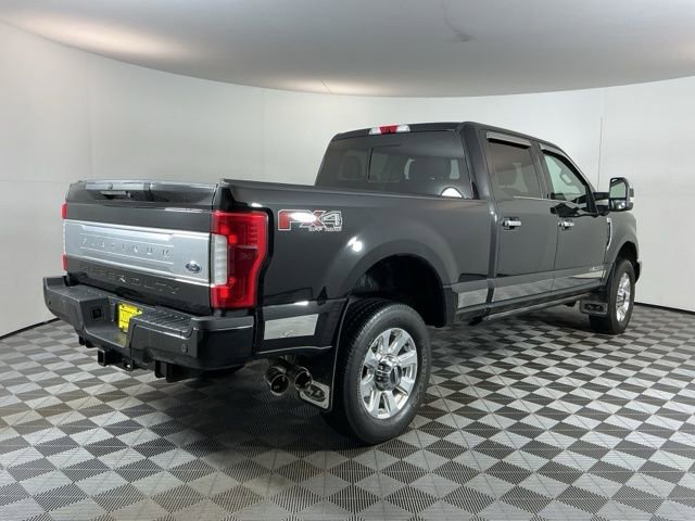 Used 2019 Ford F350 Platinum w/ Platinum Ultimate Package AWD/4WD image 4