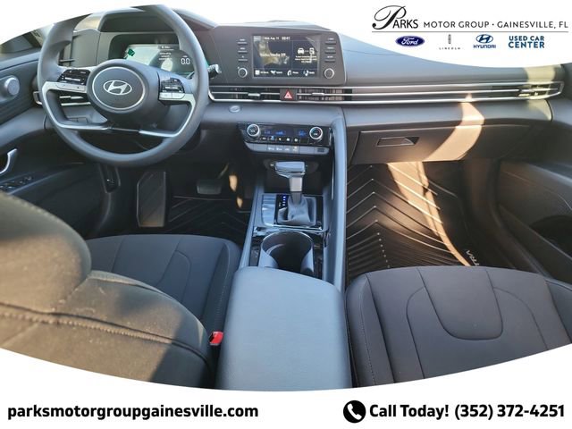 New 2025 Hyundai Elantra Blue FWD image 10