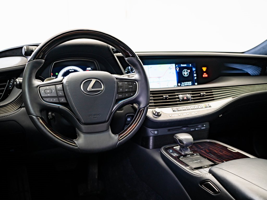 Used 2019 Lexus LS 500 AWD w/ Interior Upgrade Package image 4