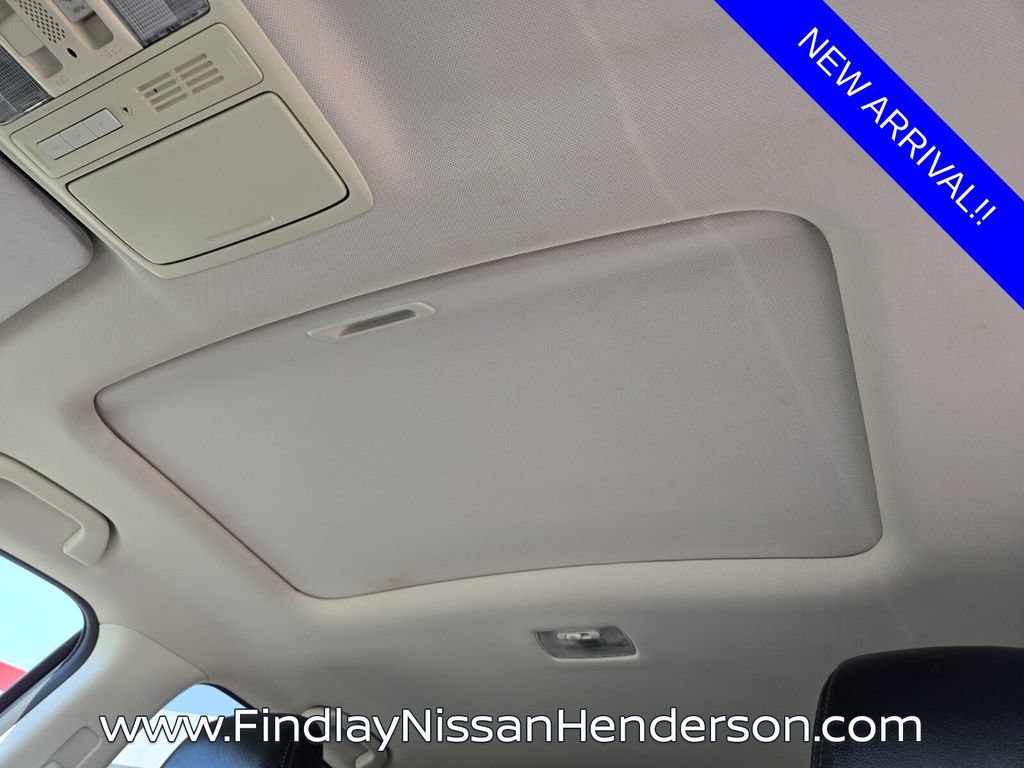 Used 2015 Honda CR-V Touring image 11