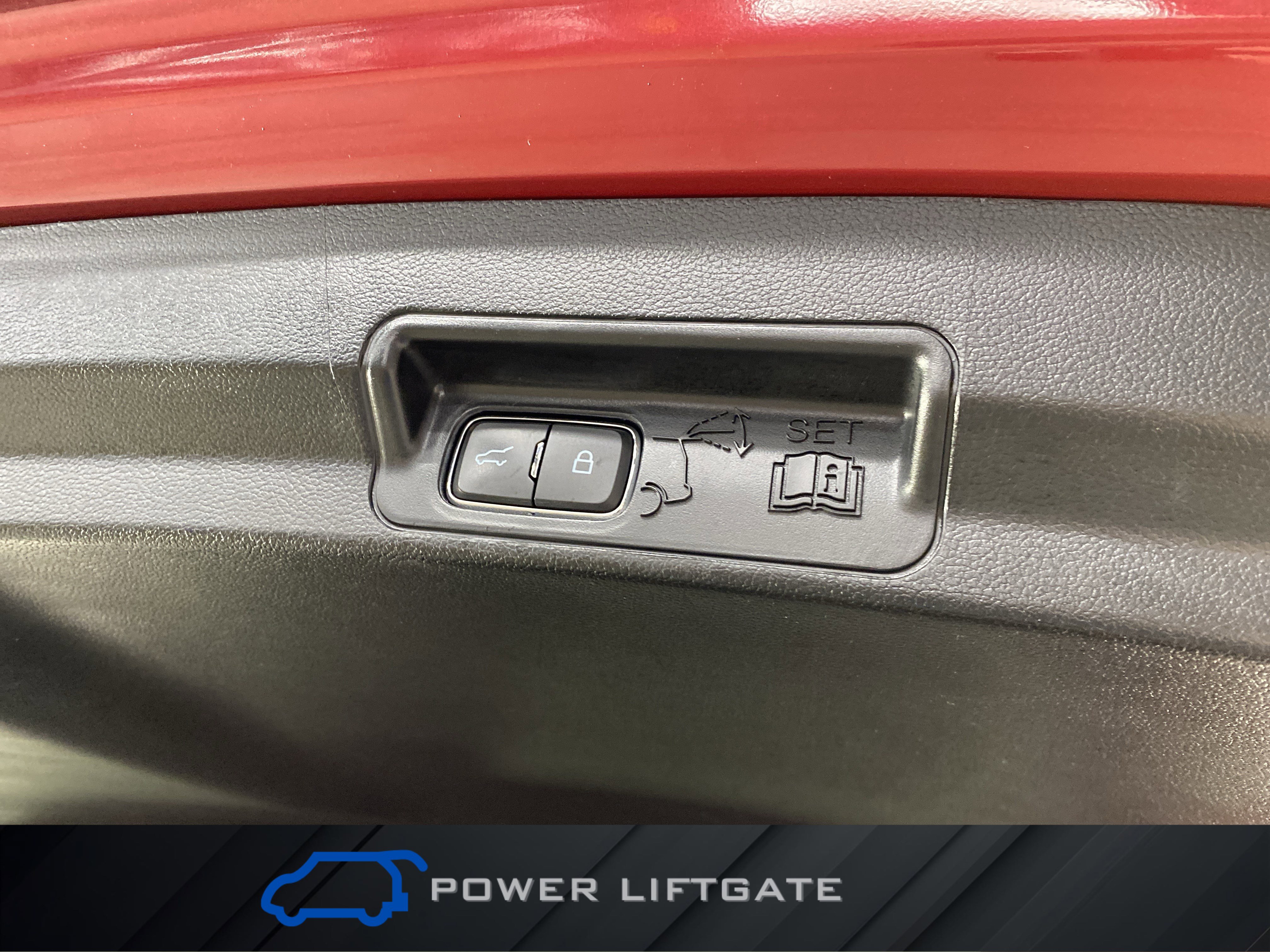 Used 2022 Ford Explorer XLT w/ Equipment Group 202A image 34