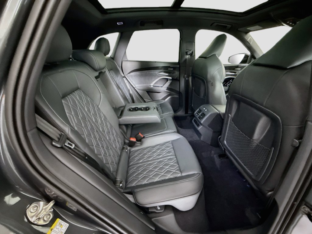 New 2026 Audi SQ5 Premium Plus AWD/4WD image 23