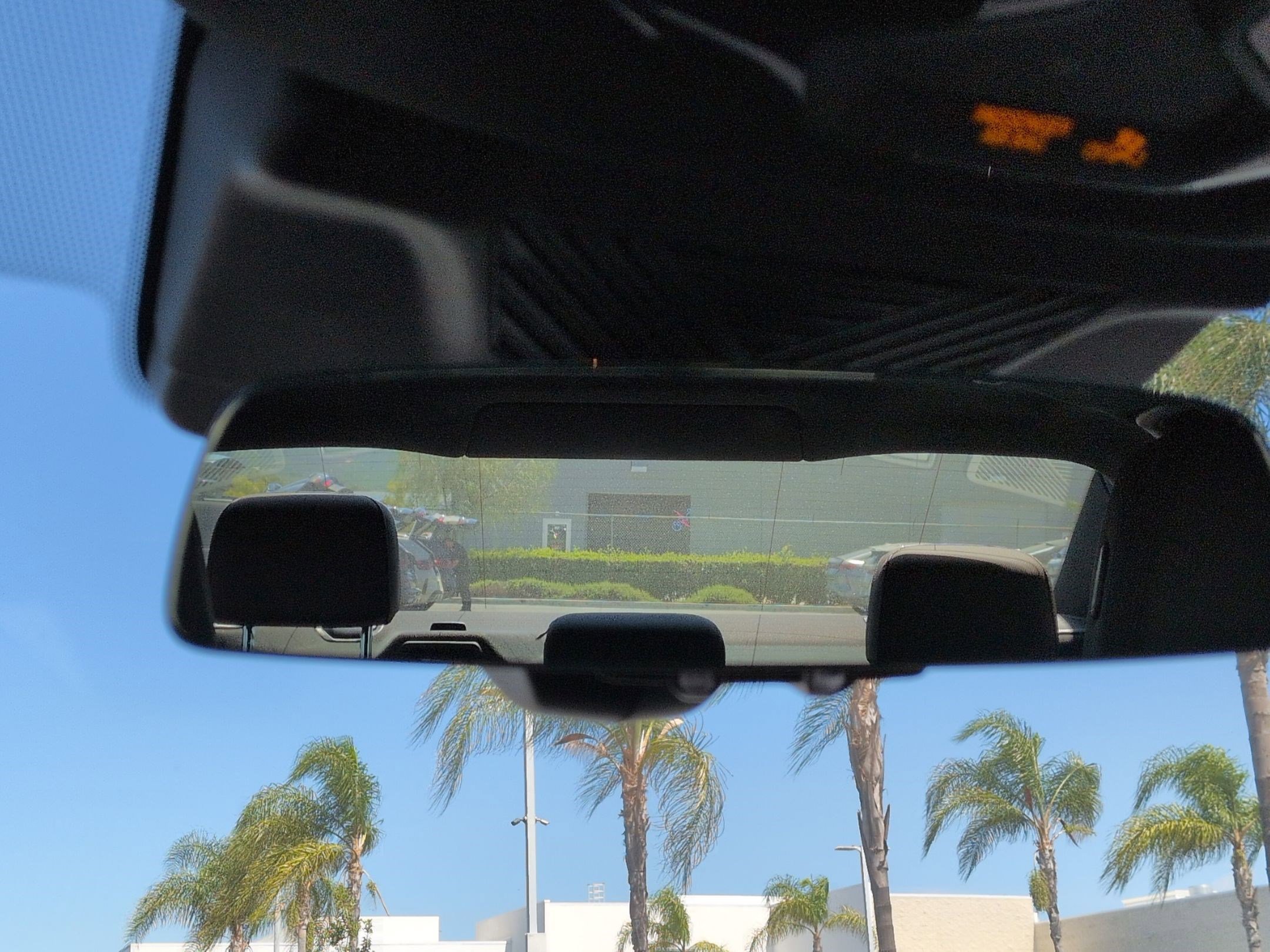 Used 2025 BMW i5 M60 w/ Premium Package image 27