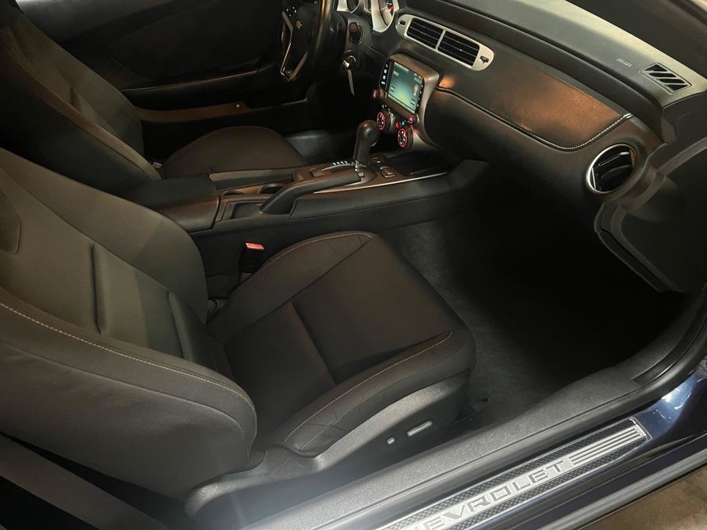 Used 2015 Chevrolet Camaro SS w/ RS Package RWD image 19