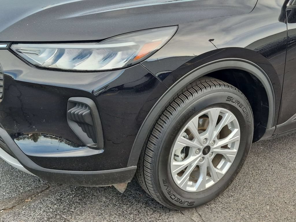 Used 2024 Ford Escape Active AWD/4WD image 9