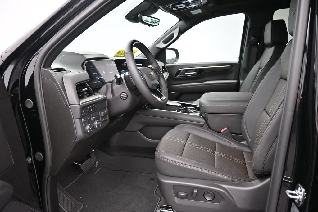New 2026 Chevrolet Suburban High Country AWD/4WD image 13