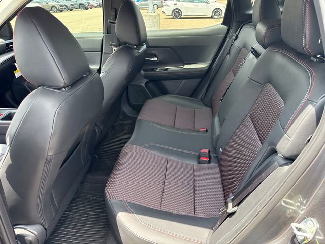 Certified 2025 Nissan Kicks SR FWD image 11