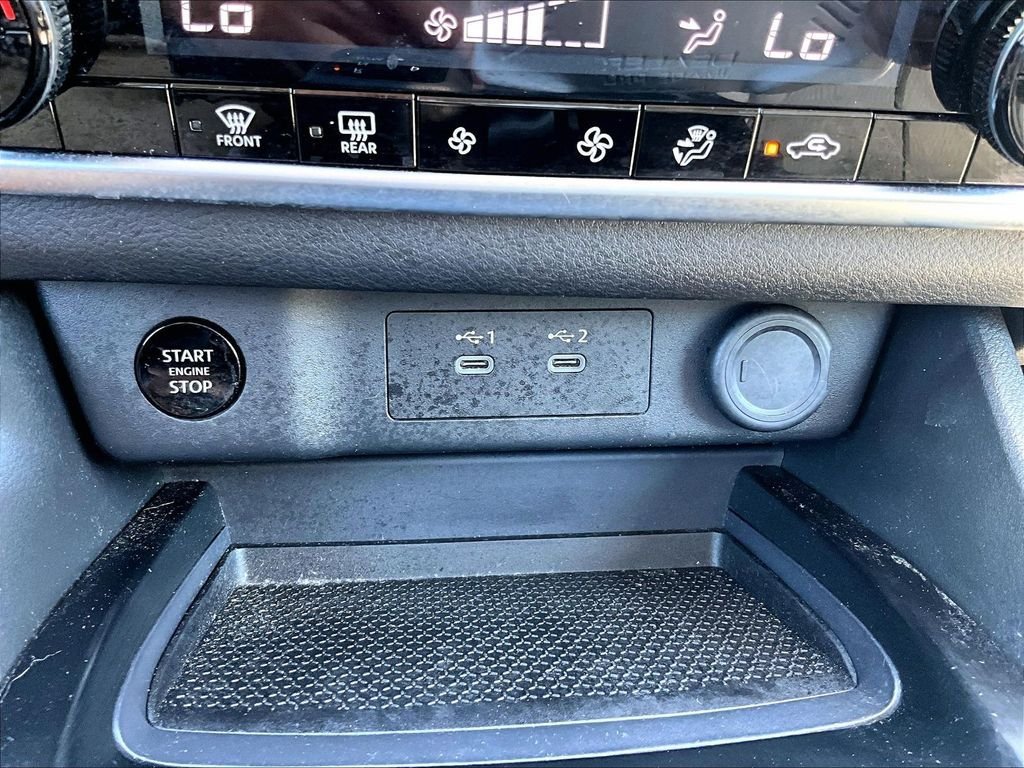 Used 2025 Nissan Rogue SV AWD/4WD image 25