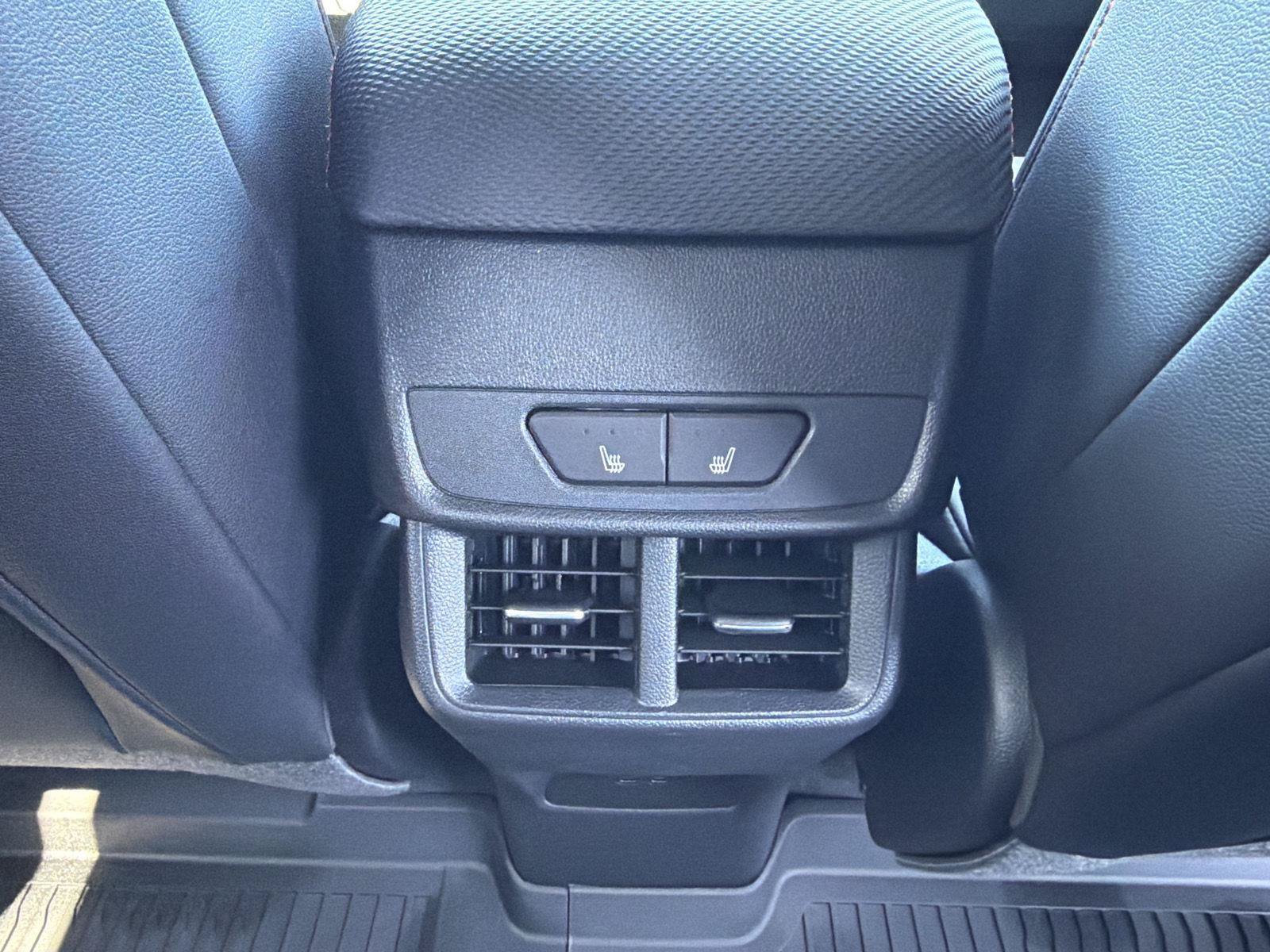 New 2027 Chevrolet Equinox RS w/ Safety and Technology Package AWD/4WD image 13