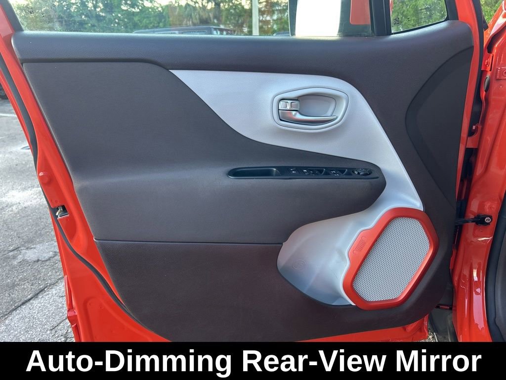 Used 2017 Jeep Renegade Latitude w/ Safety & Security Group image 30