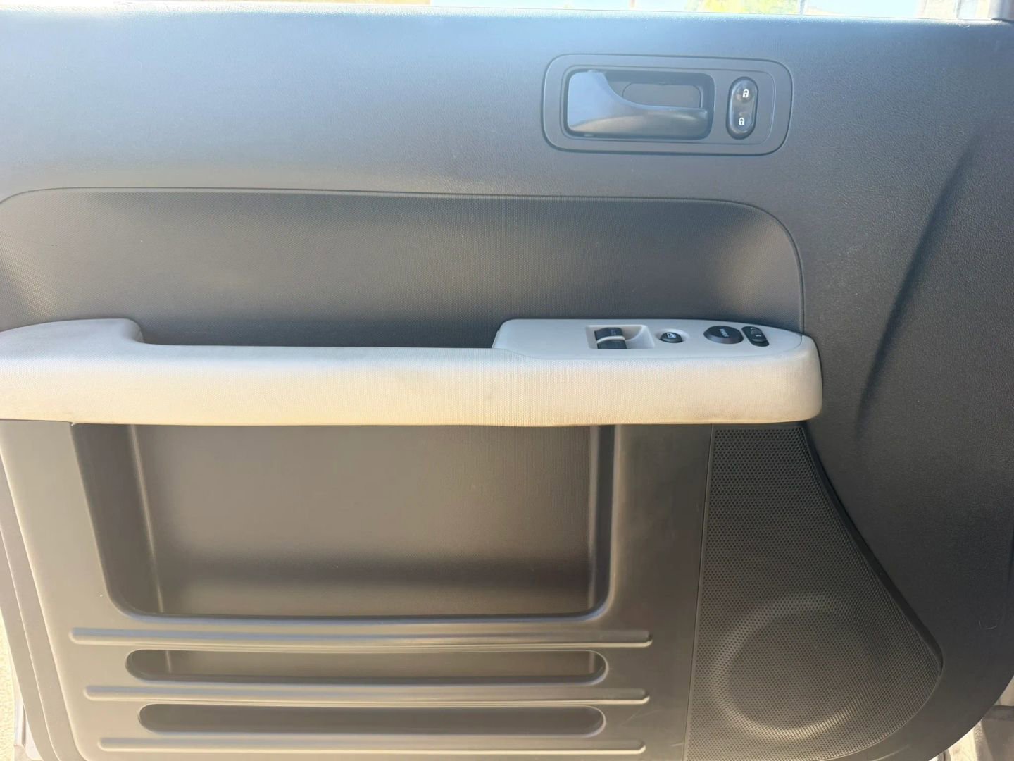 Used 2008 Honda Element EX image 9