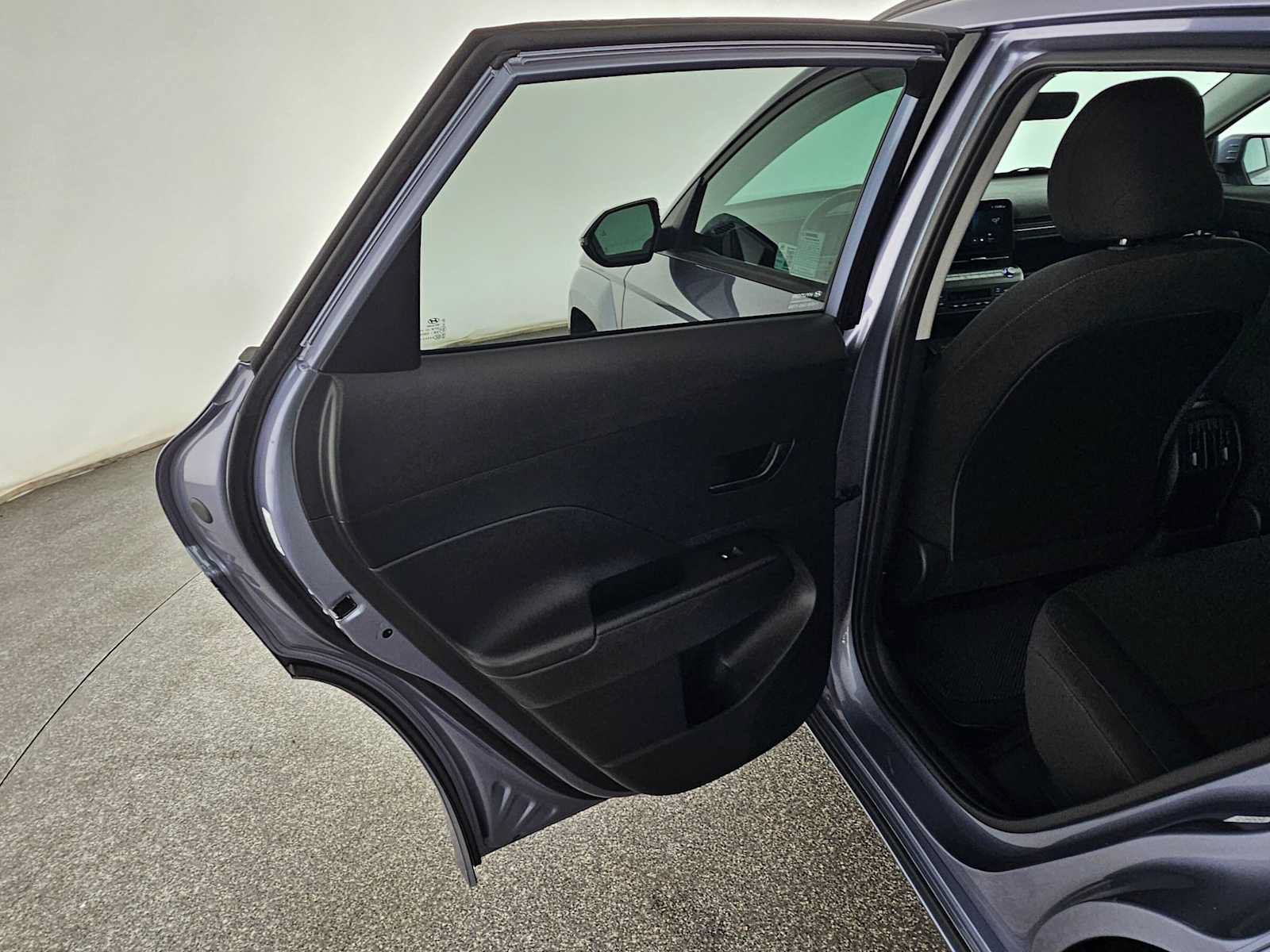 Used 2024 Hyundai Kona SEL FWD image 15