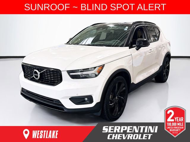 Used 2021 Volvo XC40 T5 R-Design w/ Climate Package image 1