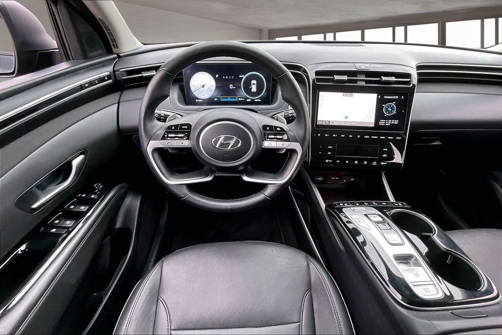 Used 2023 Hyundai Tucson Limited image 8