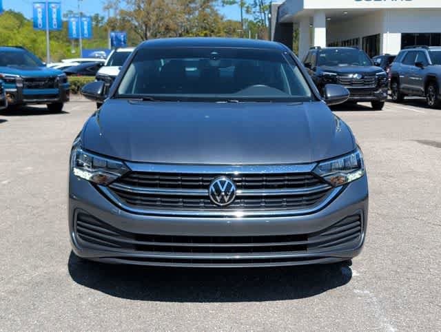 Used 2023 Volkswagen Jetta SE image 10