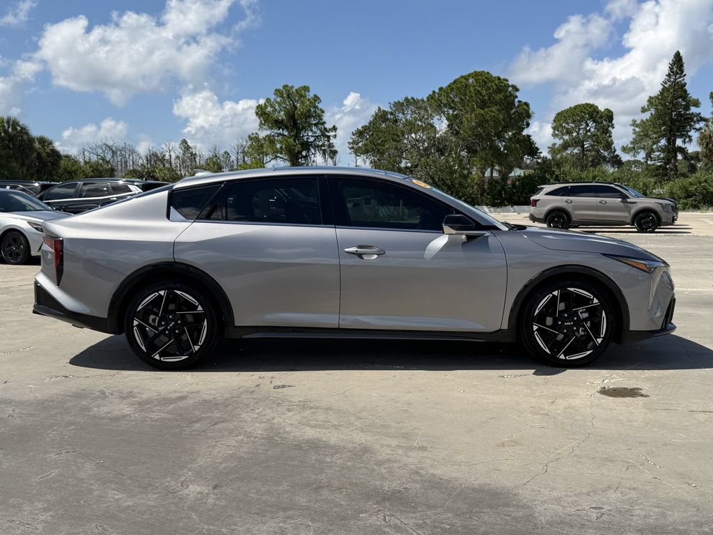 Certified 2025 Kia K4 EX w/ GT-Line Sunroof Package FWD image 3