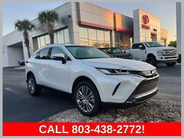 Used 2024 Toyota Venza Limited AWD/4WD image 1