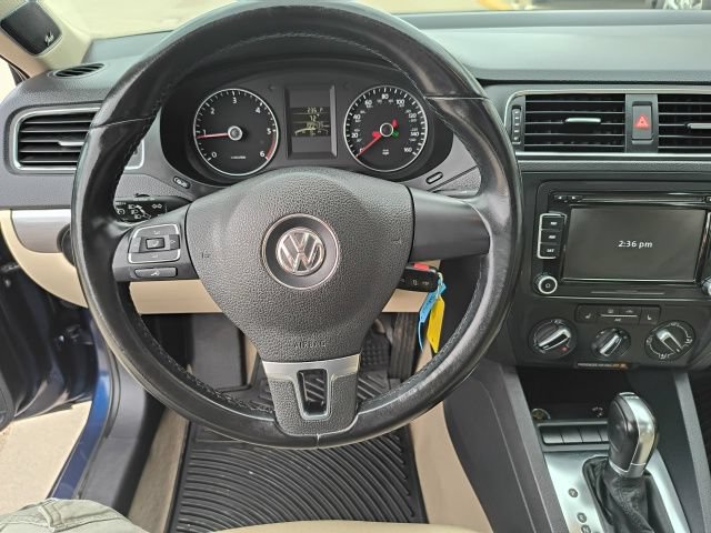 Used 2013 Volkswagen Jetta TDI FWD image 24