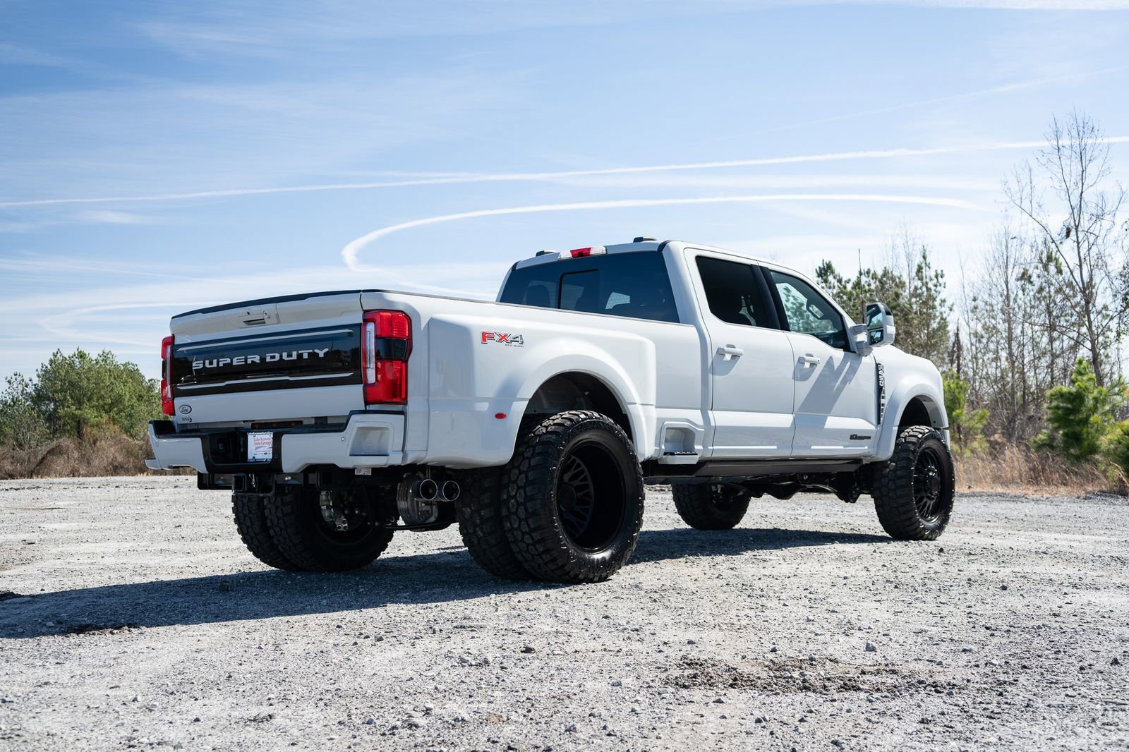 Used 2026 Ford F450 Platinum w/ FX4 Off-Road Package image 21