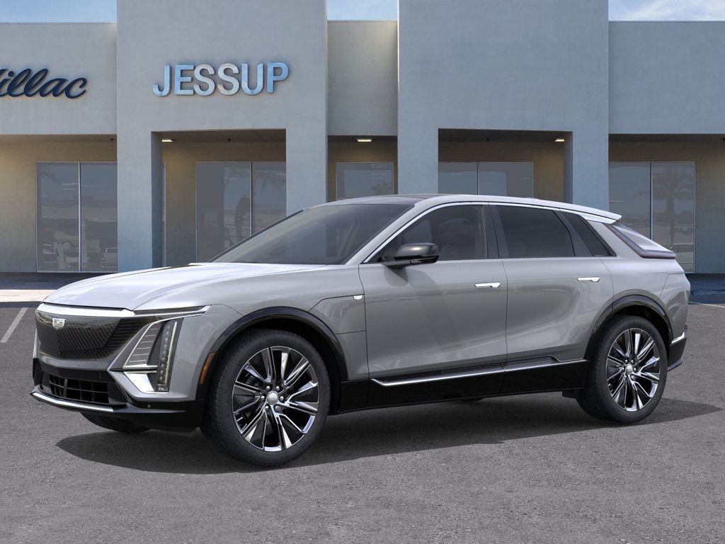 New 2026 Cadillac Lyriq Signature Luxury image 2