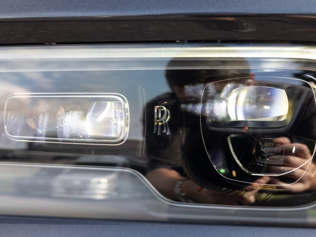 Certified 2022 Rolls-Royce Cullinan w/ Cullinan Package AWD/4WD image 16