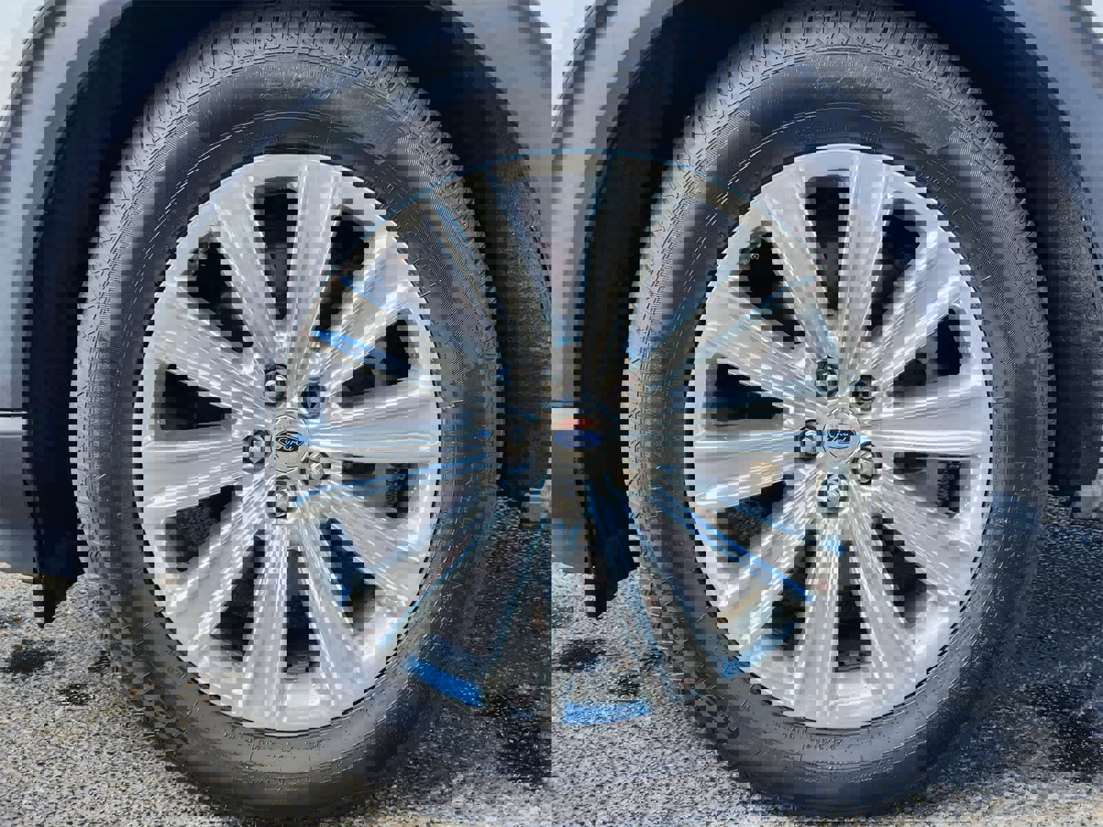 Used 2020 Ford Explorer Limited image 9