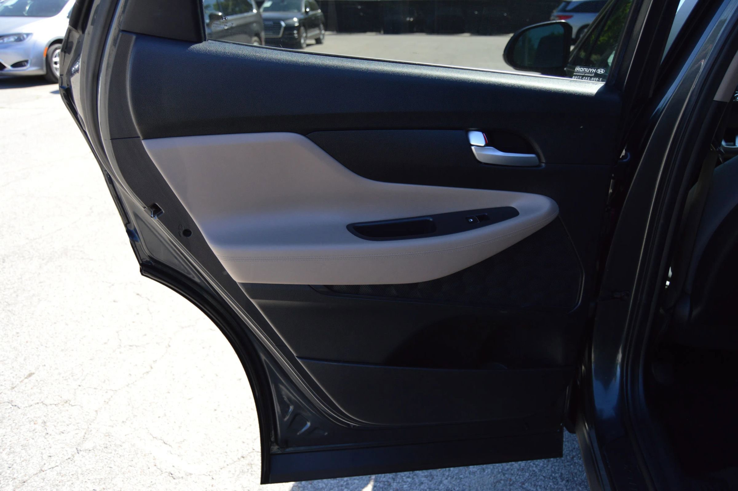 Used 2020 Hyundai Santa Fe SE AWD/4WD image 21