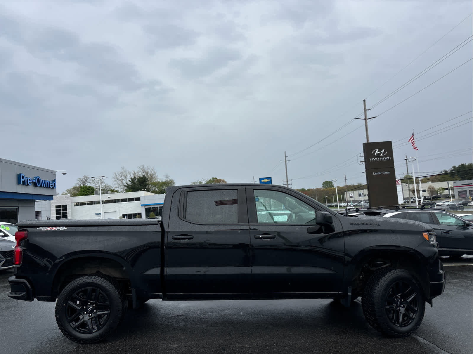 Certified 2022 Chevrolet Silverado 1500 RST w/ Rally Edition AWD/4WD image 4