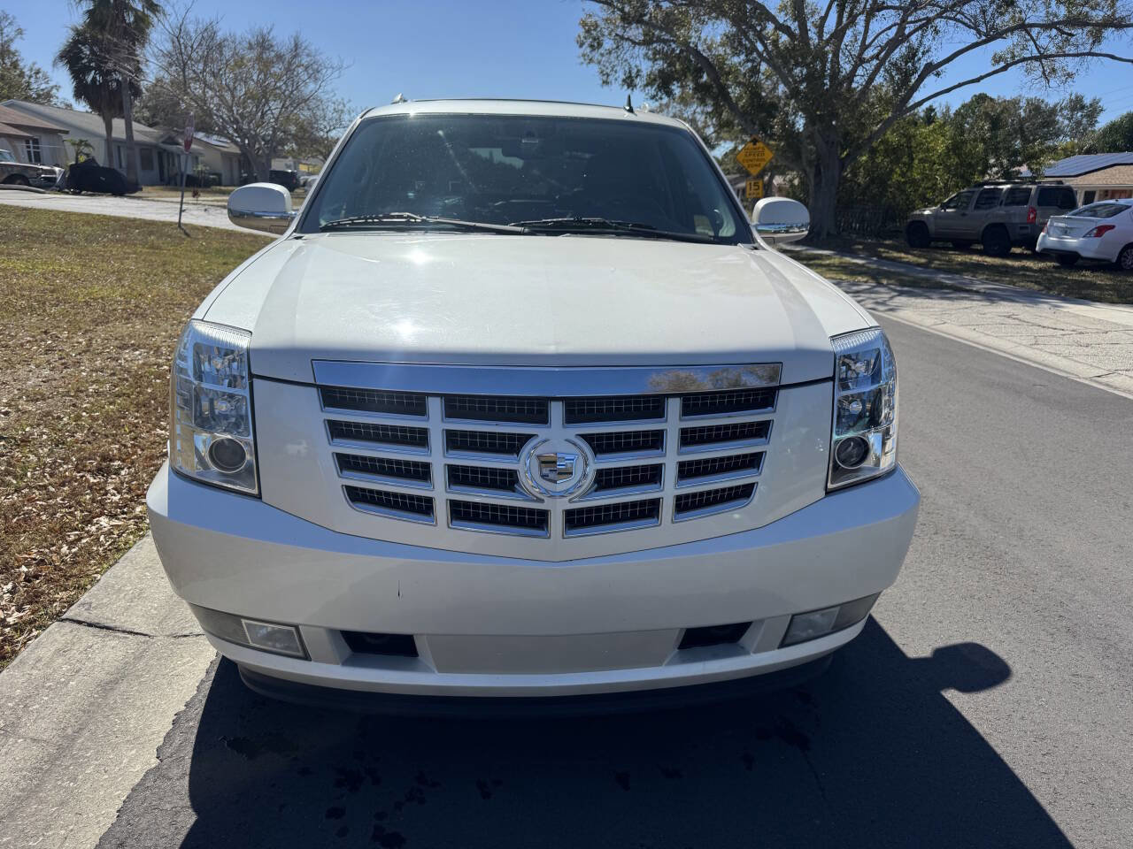 Used 2012 Cadillac Escalade EXT Premium image 7