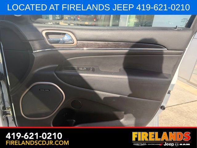Used 2015 Jeep Grand Cherokee Summit w/ Platinum Series Group AWD/4WD image 20