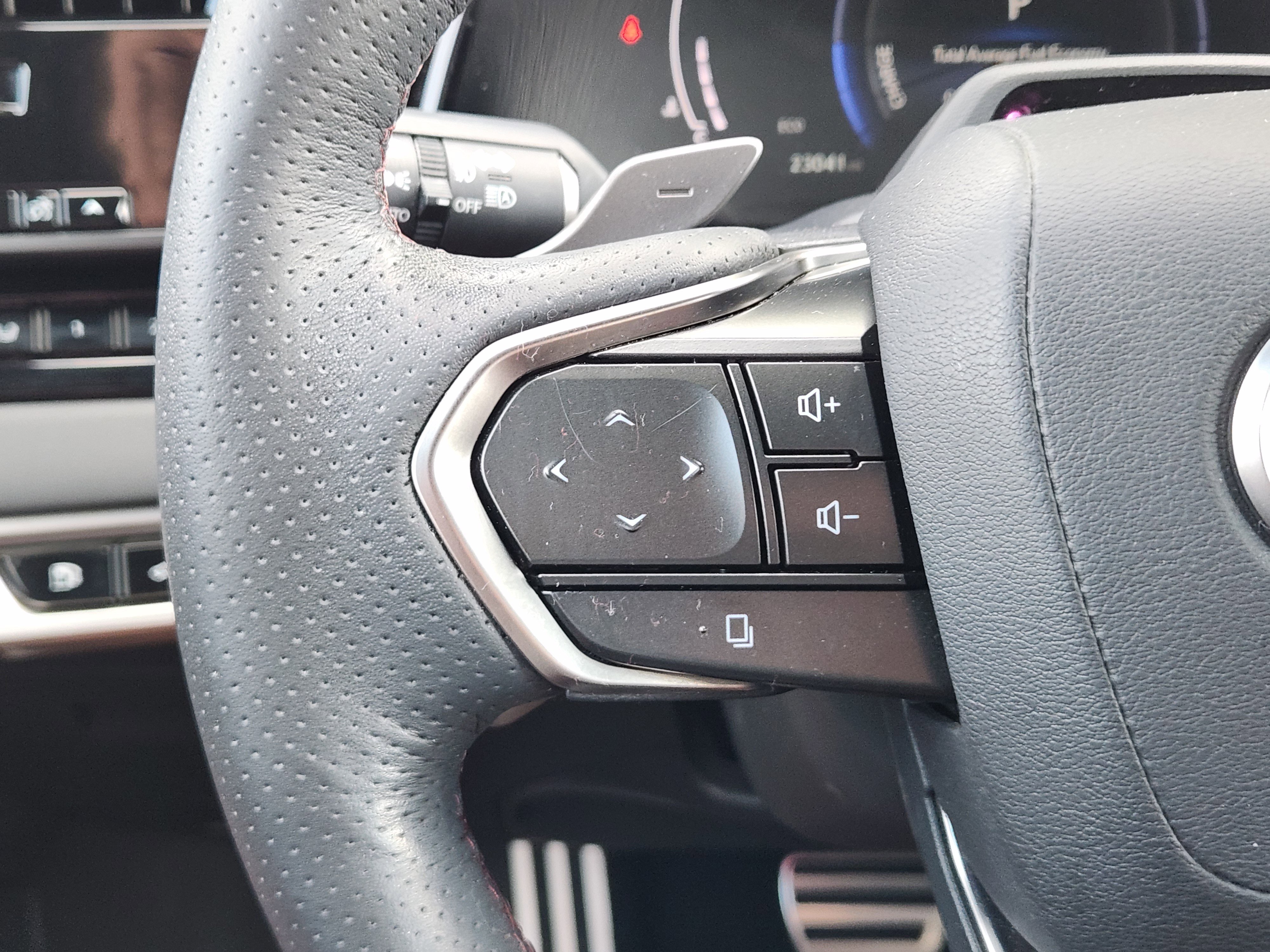 Used 2024 Lexus RX 500h F Sport image 34