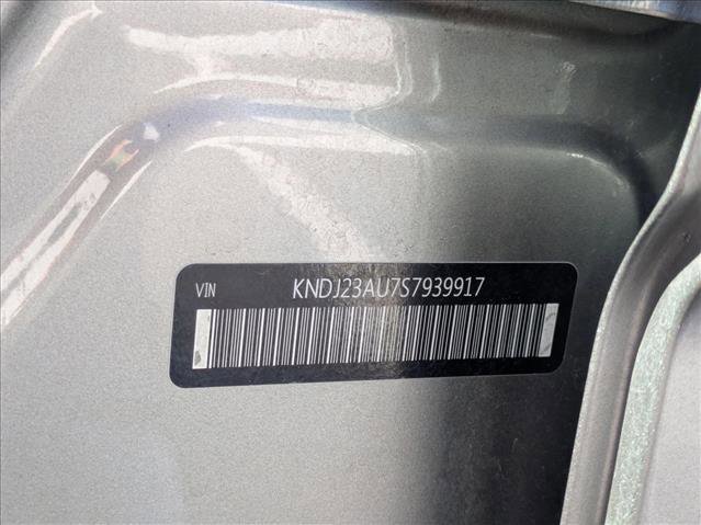 Used 2025 Kia Soul LX w/ LX Technology Package image 22