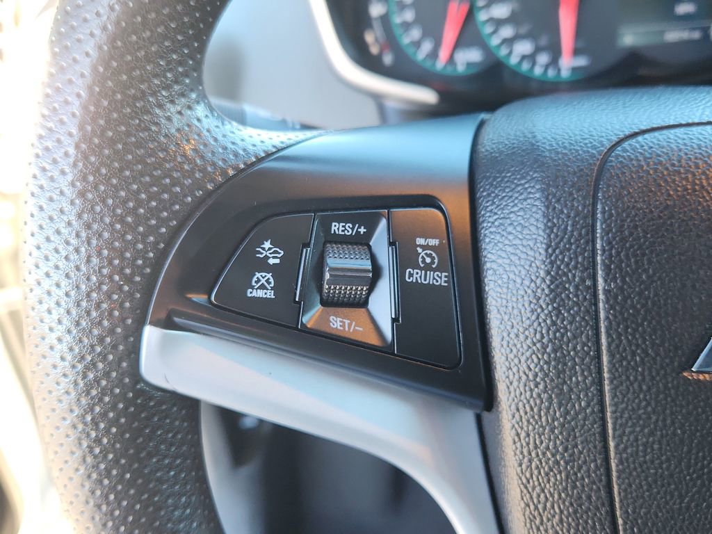 Used 2020 Chevrolet Sonic LT image 19