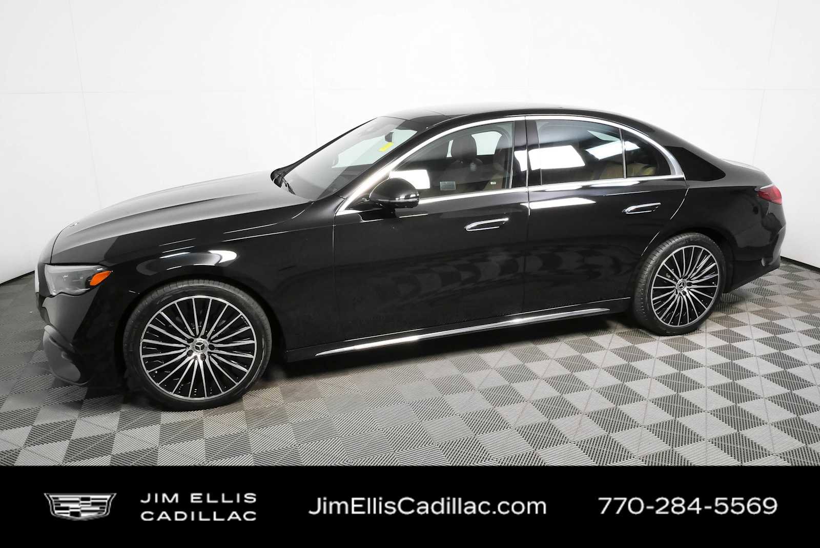 Used 2024 Mercedes-Benz E 350 4MATIC Sedan image 31