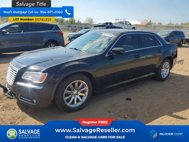 Used 2014 Chrysler 300 w/ Driver Convenience Group RWD image 1