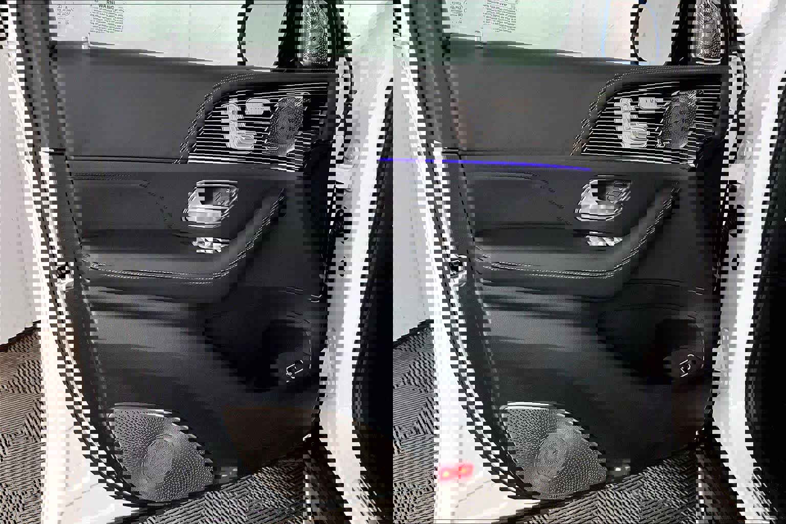 Used 2025 Mercedes-Benz GLS 63 AMG 4MATIC image 22