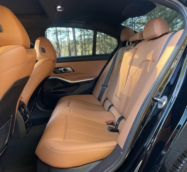 Used 2023 BMW 330i Sedan w/ Driving Assistance Package image 15