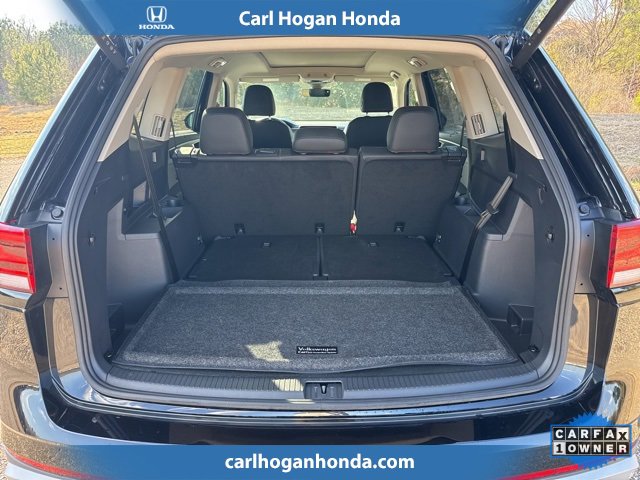 Used 2025 Volkswagen Atlas Peak Edition SE image 11