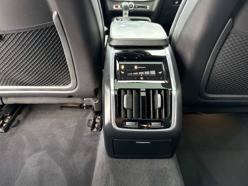 Used 2020 Volvo S90 T6 R-Design AWD/4WD image 19