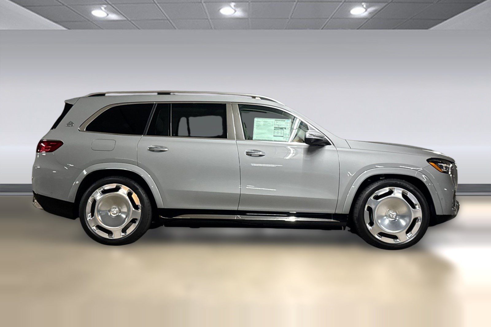 Used 2026 Mercedes-Benz Maybach GLS 600 4MATIC image 8