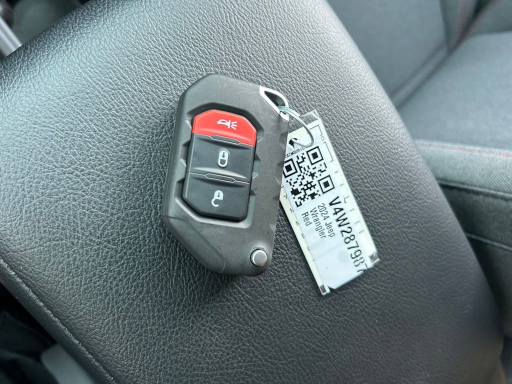 New 2024 Jeep Wrangler Unlimited Rubicon image 42