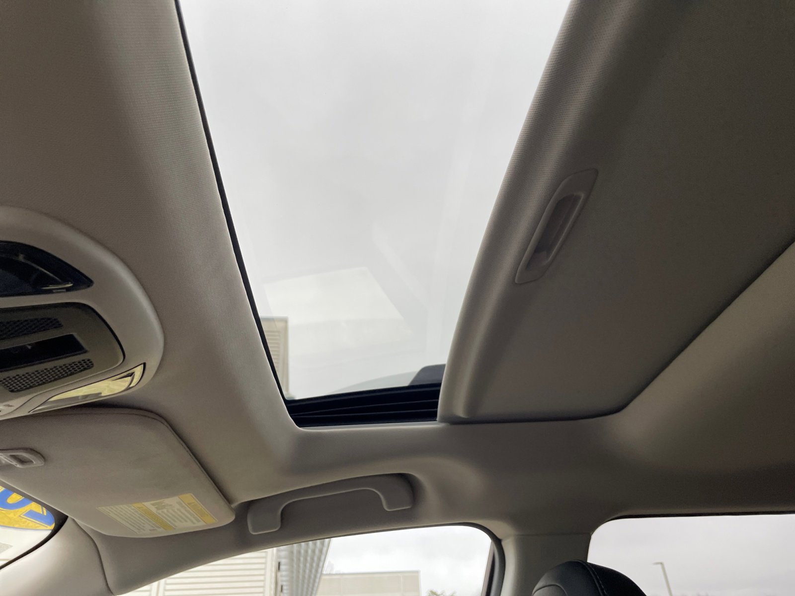 Certified 2025 Subaru Outback Touring XT image 4