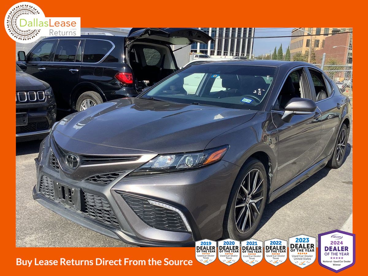Used 2022 Toyota Camry SE